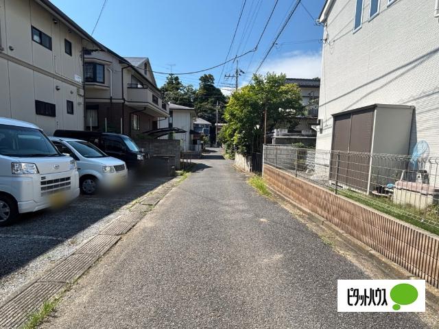取手市新取手アパート 前面道路含む現地写真