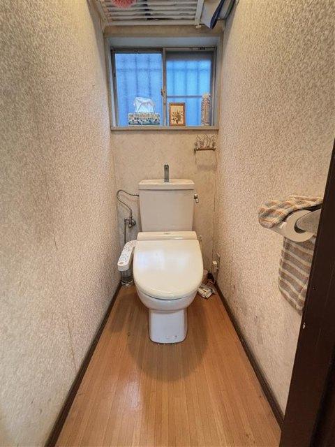 市川市新井３丁目戸建 トイレ