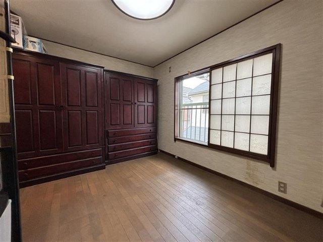 市川市新井３丁目戸建 収納