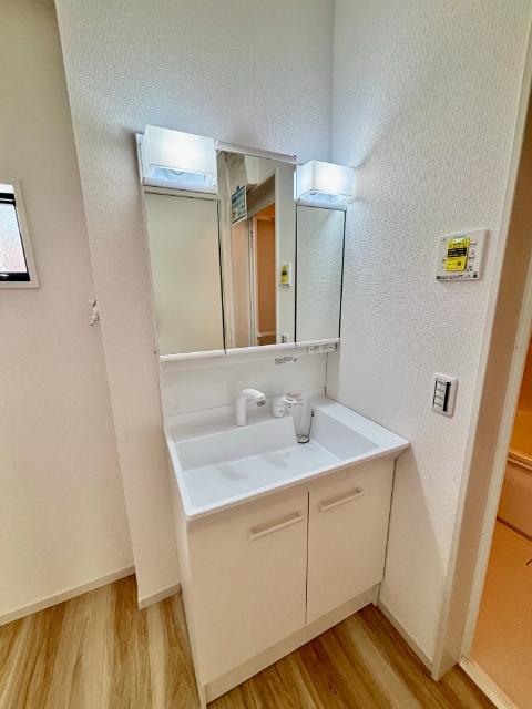柏市大室　全１８区画分譲地　９−６号棟 洗面