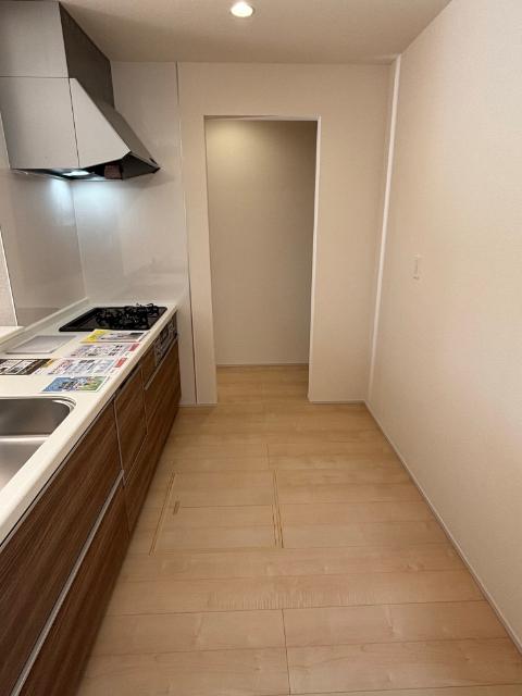 八潮市八潮７丁目　４号棟 キッチン
