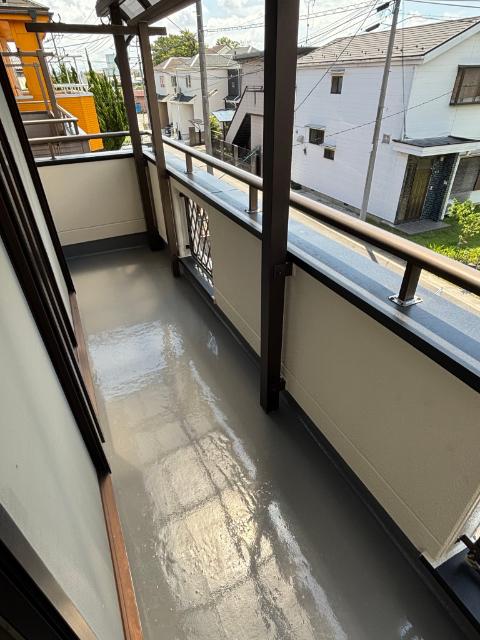 八潮市垳中古戸建 バルコニー