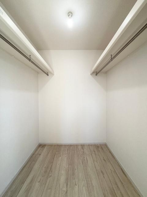 柏市加賀２期 １号棟 収納