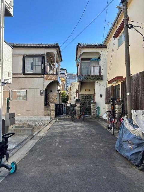 船堀7丁目新築戸建 前面道路含む現地写真