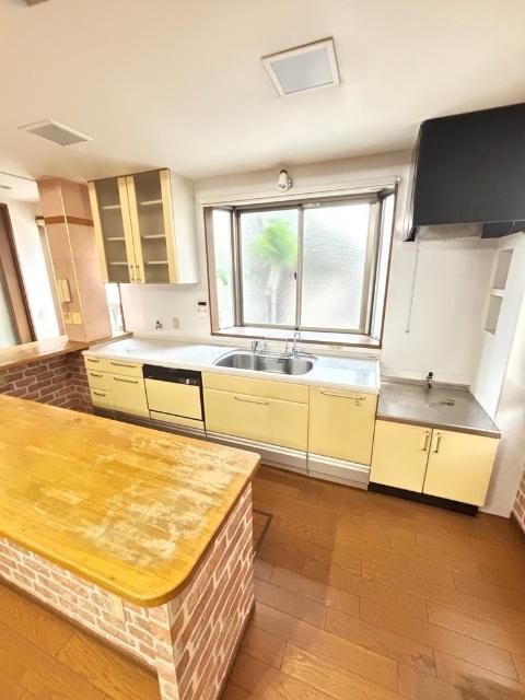松江7丁目2世帯住宅 キッチン