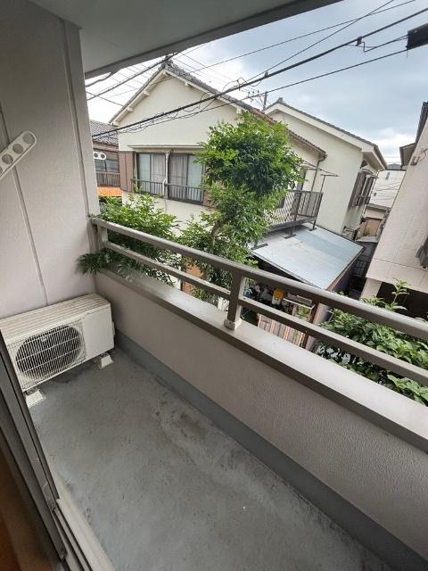 松江7丁目2世帯住宅 バルコニー
