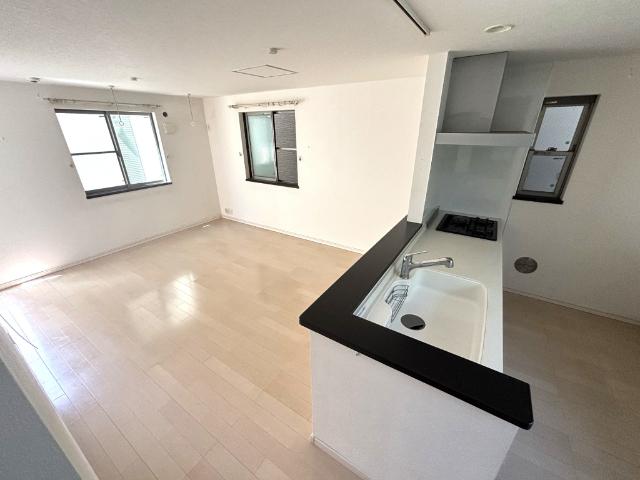 西日暮里三丁目中古戸建 リビング