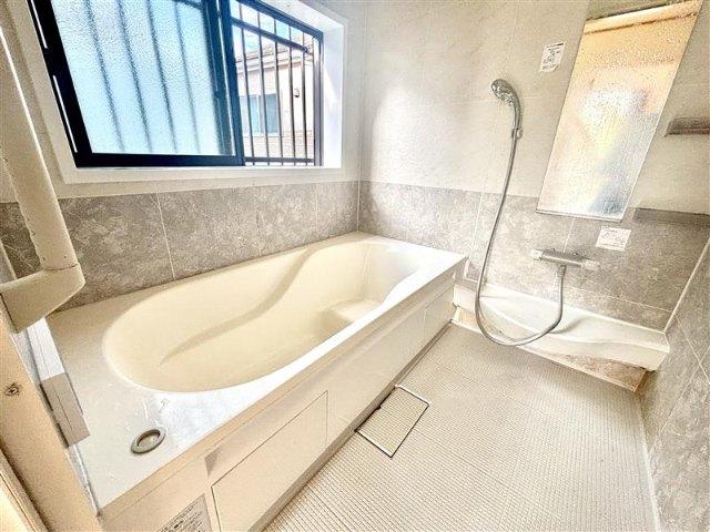 鎌ケ谷市南初富４丁目戸建 バス／シャワー