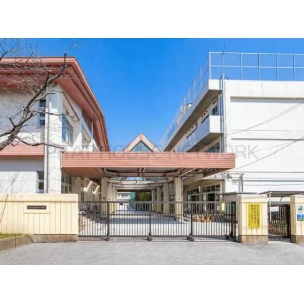 市川市立稲荷木小学校