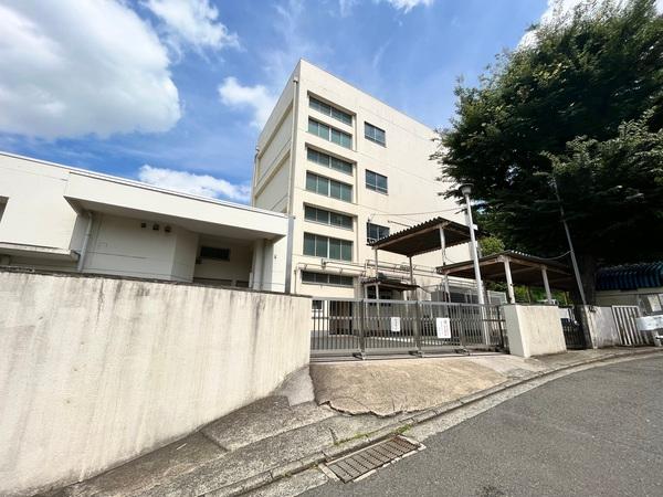 横浜市立獅子ケ谷小学校