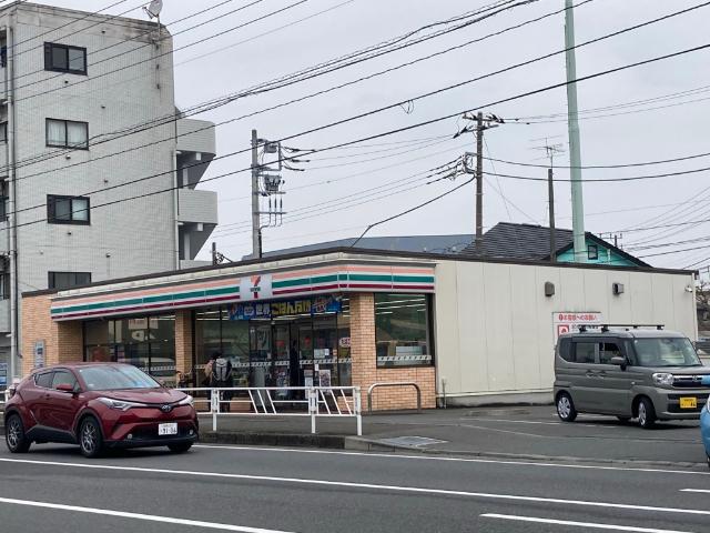 セブンイレブン大和下鶴間東店