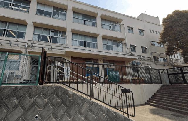 横浜市立都岡小学校