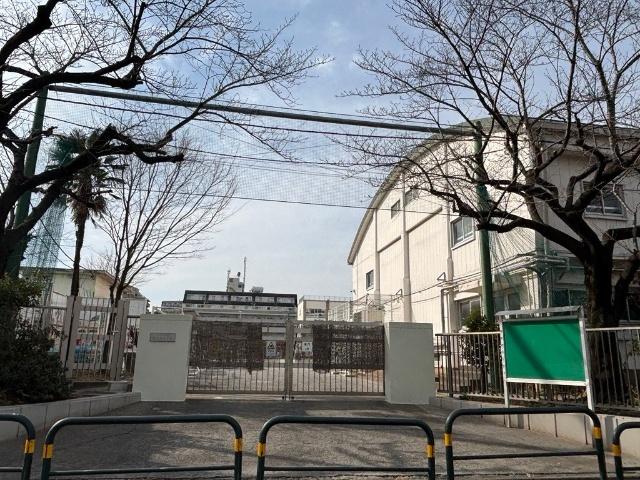 足立区立保木間小学校