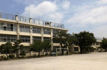 練馬区立石神井小学校