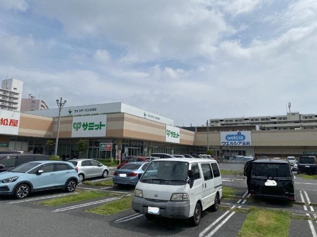 サミットストアライフガーデン浦安富岡店