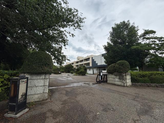 流山市立南部中学校