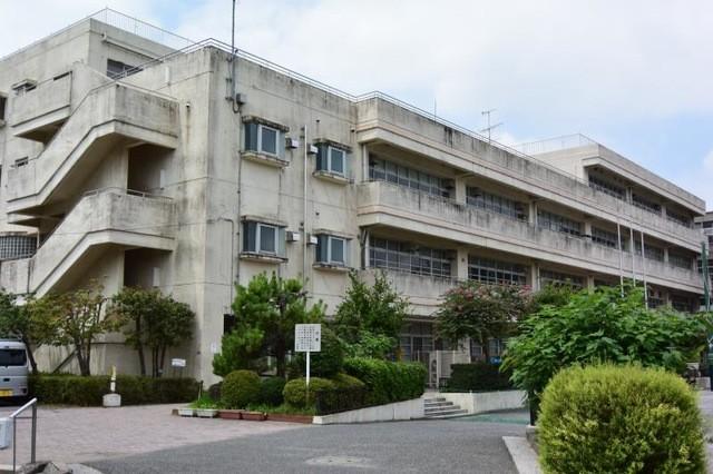 横浜市立上寺尾小学校