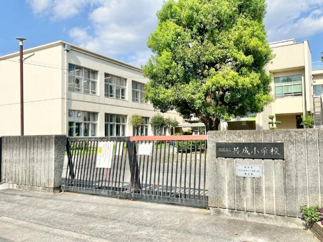 昭島市立共成小学校