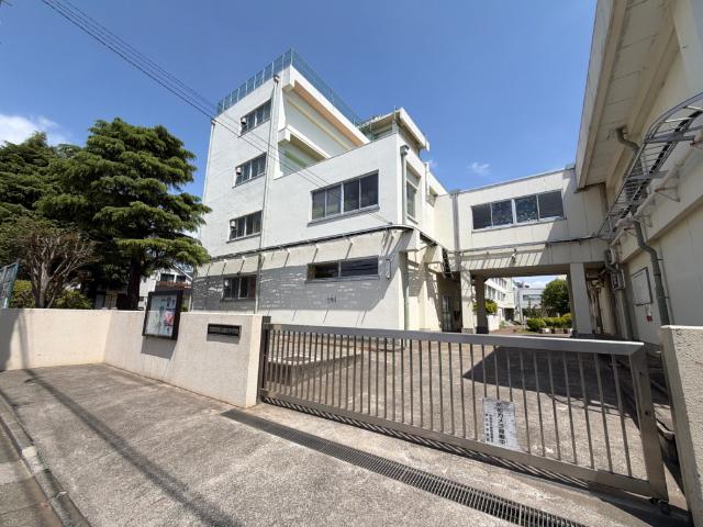 世田谷区立緑丘中学校