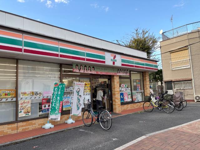 セブンイレブン足立亀田小前店