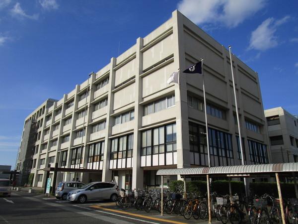 役所