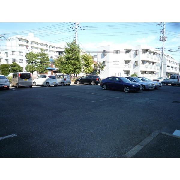 コープ行徳 駐車場