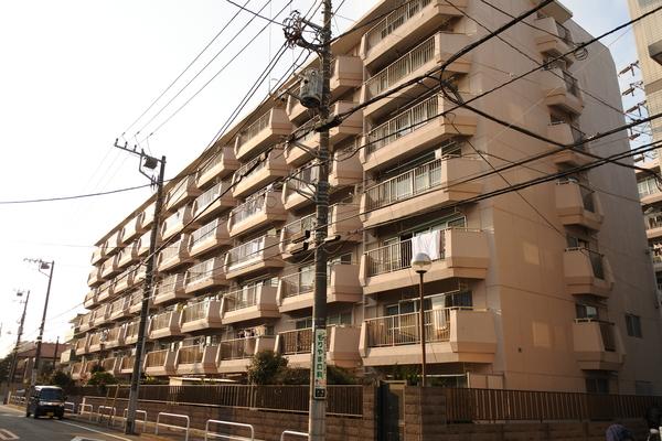 いづみハイツ船橋Ｂ棟 外観