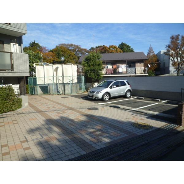 エンゼルハイム国府台 駐車場