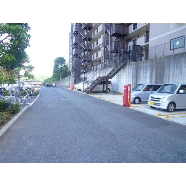 ダイアパレス稲毛緑園都市 Ｂ工区 駐車場