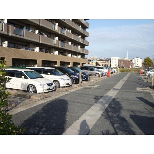 アルファグランデ一之江弐番街 駐車場