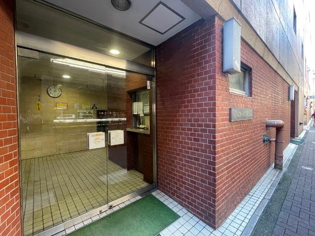 幡ヶ谷ゴールデンマンション エントランス