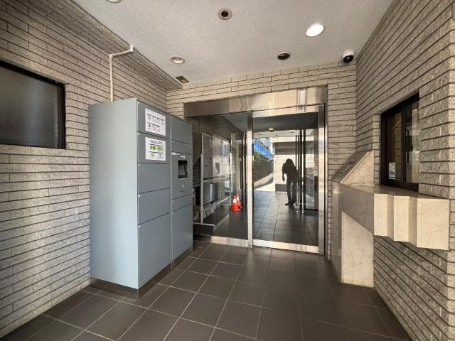 シャルム東川口伍番館 エントランス