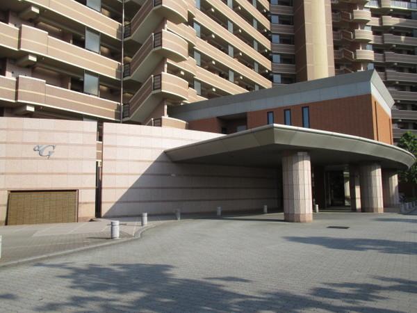 アルファグランデ市川本八幡 エントランス