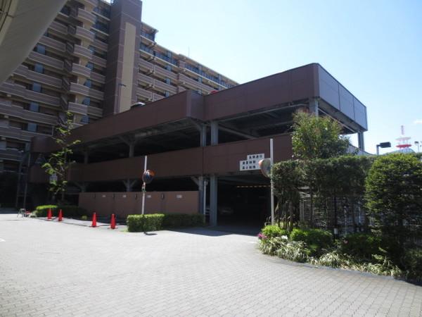 アルファグランデ市川本八幡 駐車場