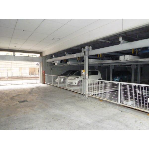 グランイーグルWing川崎 駐車場
