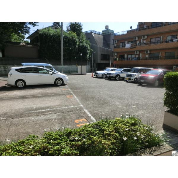 池袋マンションヒルハイム 駐車場