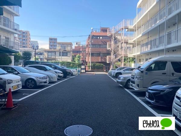グリーンパークドルミ大山 駐車場
