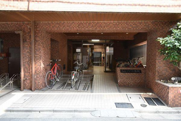 ニューハウス浜町 エントランス