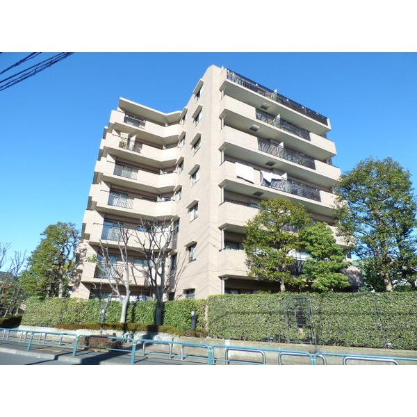 きれいなマンション外観