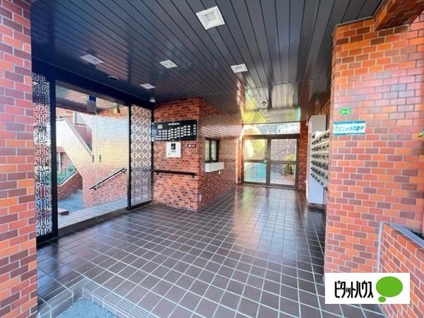 ライオンズマンション港南中央第２ エントランス