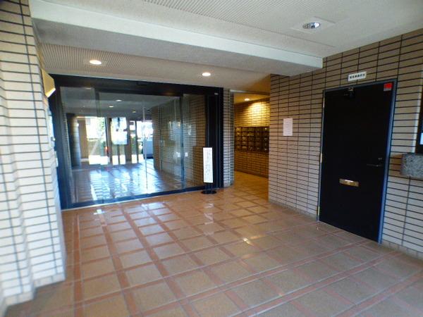 ダイアパレス千葉都町 エントランス