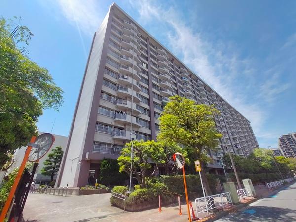 建物外観　東向き