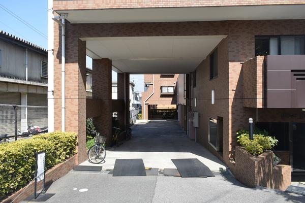 ライオンズマンション東船橋 駐車場