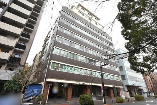 SRC造・10階建・総戸数106戸