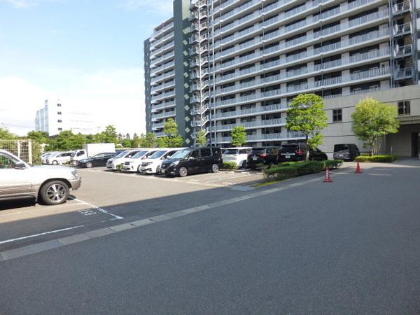 アクラス１号棟 駐車場