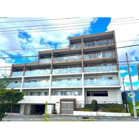 南西向きで日当たりの良いお部屋です。