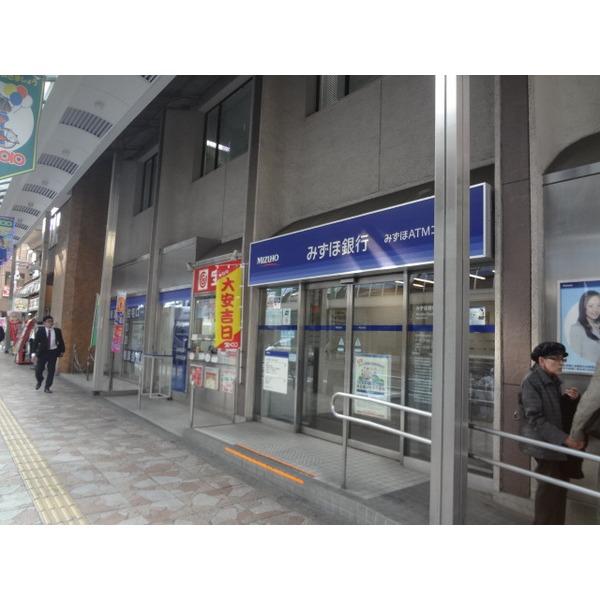 銀行