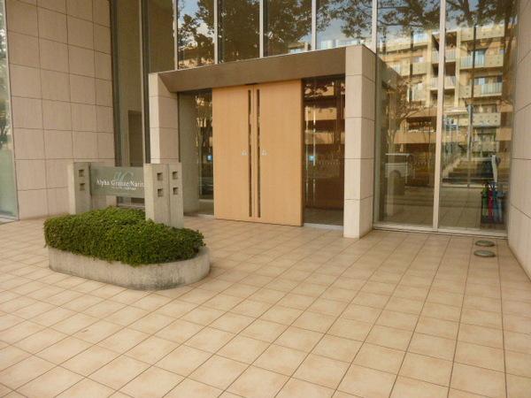 アルファグランデ成田弐番街 エントランス