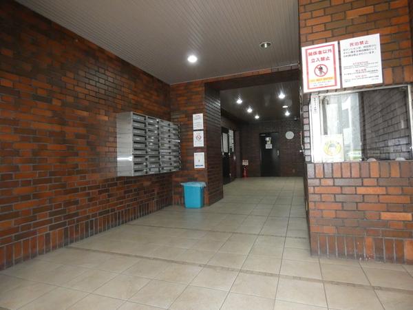 サンメゾン中野 エントランス