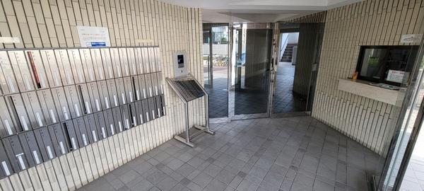 メイツ北千住 エントランス